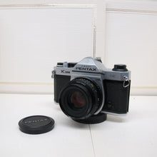 Load image into Gallery viewer, Pentax K-1000 SE body and Pentax lens 50mm F/1.7