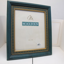 Load image into Gallery viewer, Malden Photo Frame 8x10 Inches - Green
