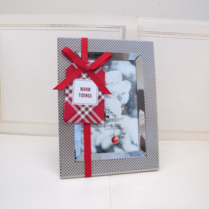 Lawrence Frames 4x6" Holiday Picture Frame