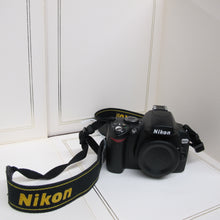 Load image into Gallery viewer, Nikon D5300 (Body) Wifi Enabled

